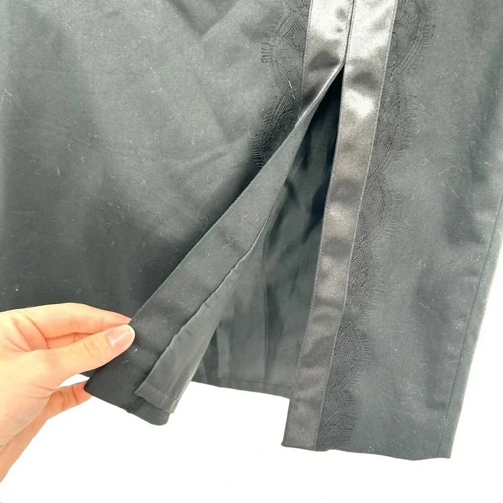 Wolford Black Pencil Skirt Front Slit Satin and Lace Stripe Trim Size US 6‎